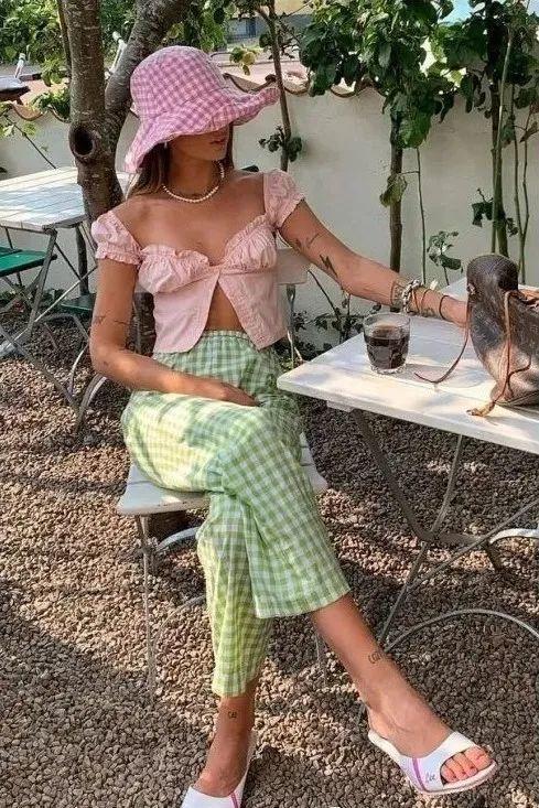 Loạt quần hoa bà thím lại chiếm sóng hè năm nay-8