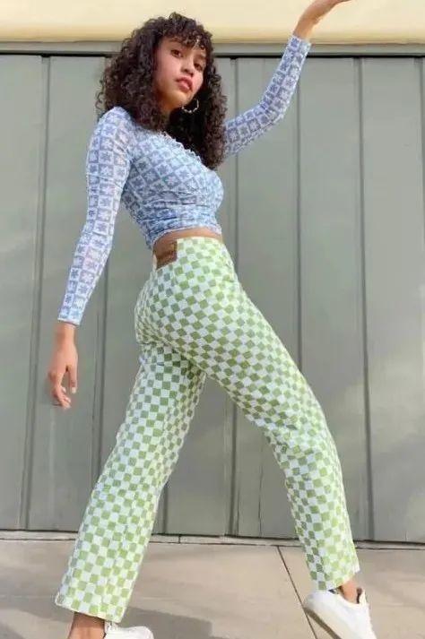 Loạt quần hoa bà thím lại chiếm sóng hè năm nay-9