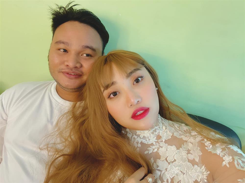 Vinh Râu dành cho vợ rổ thính mặn mòi trước khi ly hôn-12