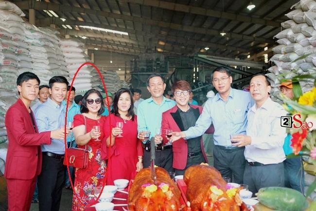 Con trai Hòa Minzy bên bà nội quyền lực, được cưng hết nấc-7