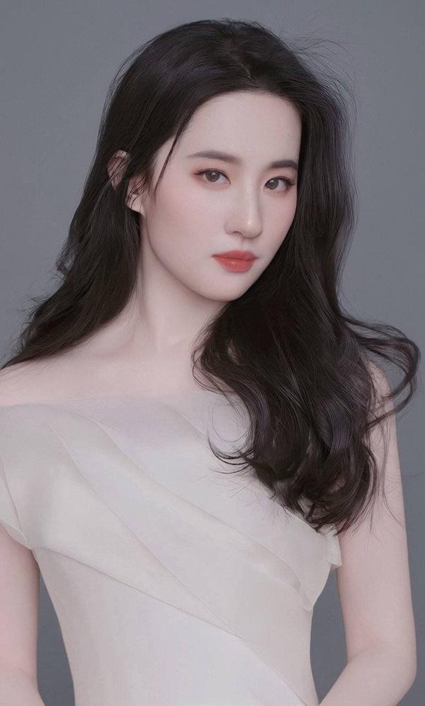 Lưu Diệc Phi bị sao nhí 14 tuổi thay thế trong Tiên Kiếm Kỳ Hiệp-2