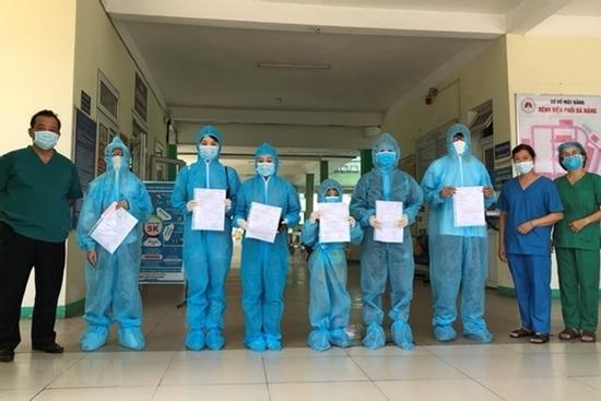 Thêm 3.800 bệnh nhân Covid-19 ở TP.HCM được xuất viện