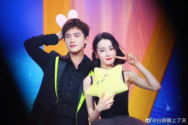 Khổ như Dương Dương: Bị lừa dạy học miễn phí, không dám yêu vì nghèo-10