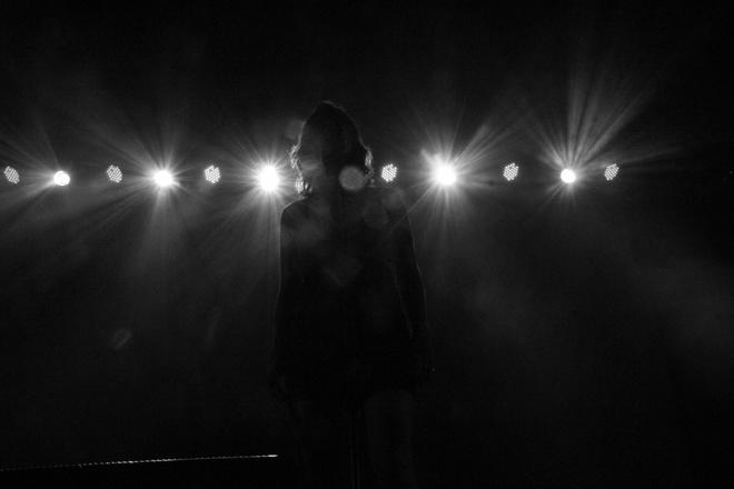 Nữ ca sĩ Hàn bị công ty quản lý điều đi bán dâm-1