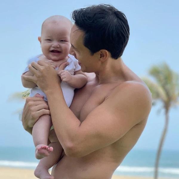 Không phải Hồ Ngọc Hà, đây mới là người Leon thân thiết nhất-4