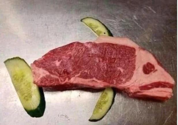 Thèm ăn cá mà nhà chỉ còn thịt bò, cô gái sáng tạo ai nấy phục sát đất-2