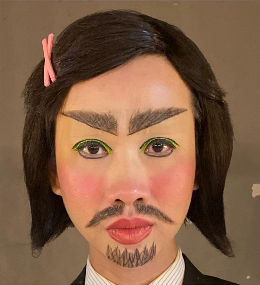 Những lần xuất hiện xấu xấu hâm hâm của Hải Triều-7