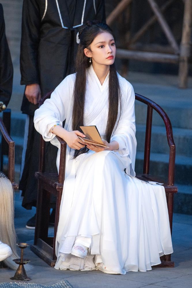 Lâm Duẫn hóa Tiểu Long Nữ: Có đẹp hơn Lưu Diệc Phi, Lý Nhược Đồng?-7