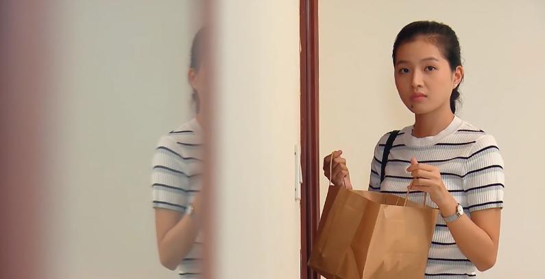 Tuyết Bít: Đạo diễn bất ngờ thay vai, tôi trống rỗng, trở tay không kịp-5