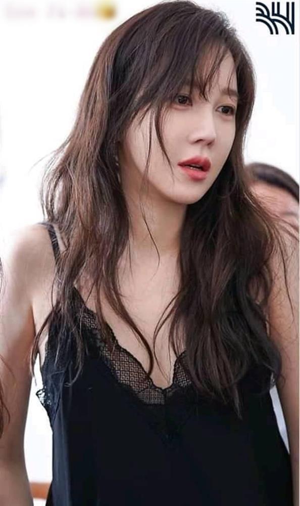 Những cảnh tưởng sốc nhưng càng xem càng nghiện của nữ hoàng 18+-4