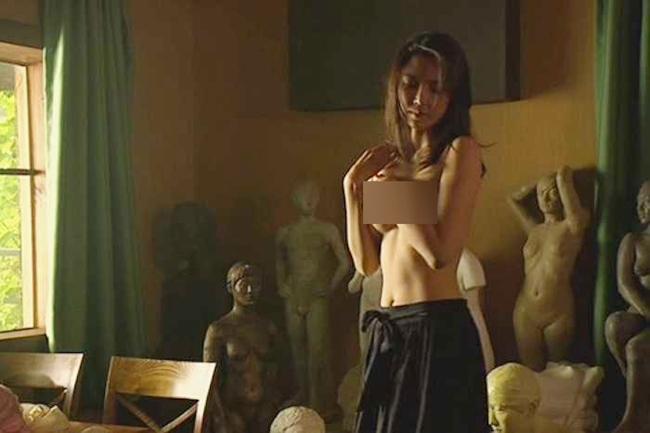 Những cảnh tưởng sốc nhưng càng xem càng nghiện của nữ hoàng 18+-9