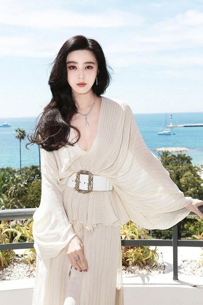 Bức ảnh tiên tri số phận Triệu Vy, Phạm Băng Băng, Lâm Tâm Như-4