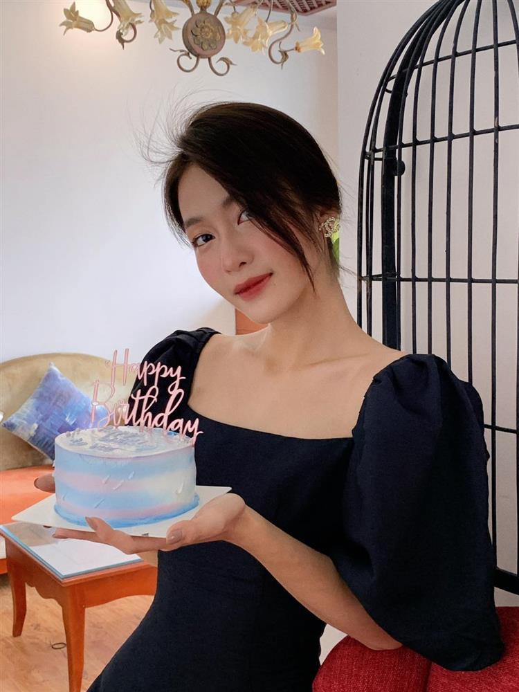 Khả Ngân trông ra sao sau chuỗi ngày sụt cân, ho ra máu?-1