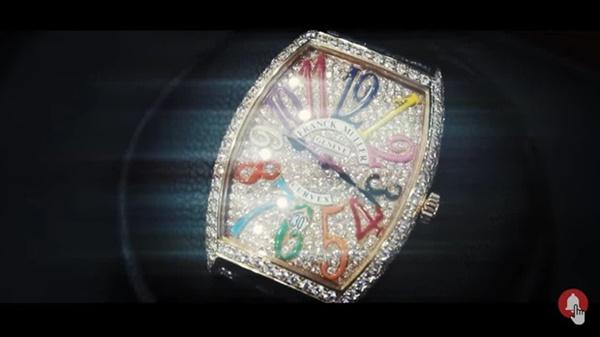 Quà khủng của rich kids Việt: Siêu xe 70 tỷ, hàng hiệu nhiều vô biên-17