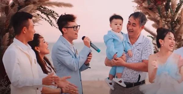 Quà khủng của rich kids Việt: Siêu xe 70 tỷ, hàng hiệu nhiều vô biên-19