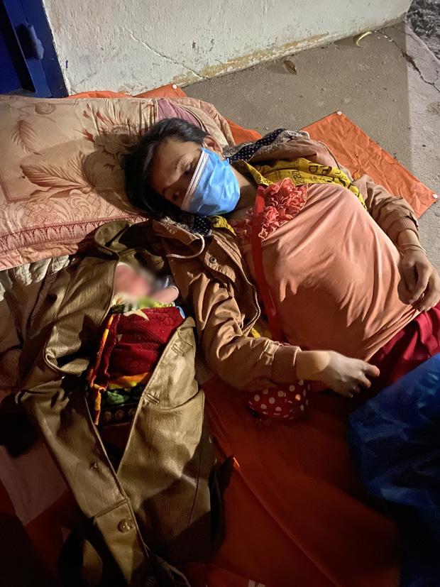 Hành trình 1.400 km chạy xe máy về quê của người nghèo tha hương-10