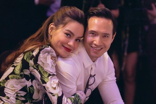 Lisa thần thái ngang ngửa Hồ Ngọc Hà mỗi lần cùng xuất hiện-16