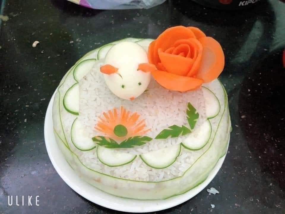 Những chiếc bánh sinh nhật mùa dịch hình dáng trăm năm có một-10