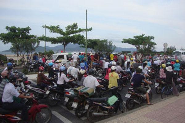 Hóng xem tai nạn, 51 người ở Phú Thọ trở thành F1 của ca Covid-19-1