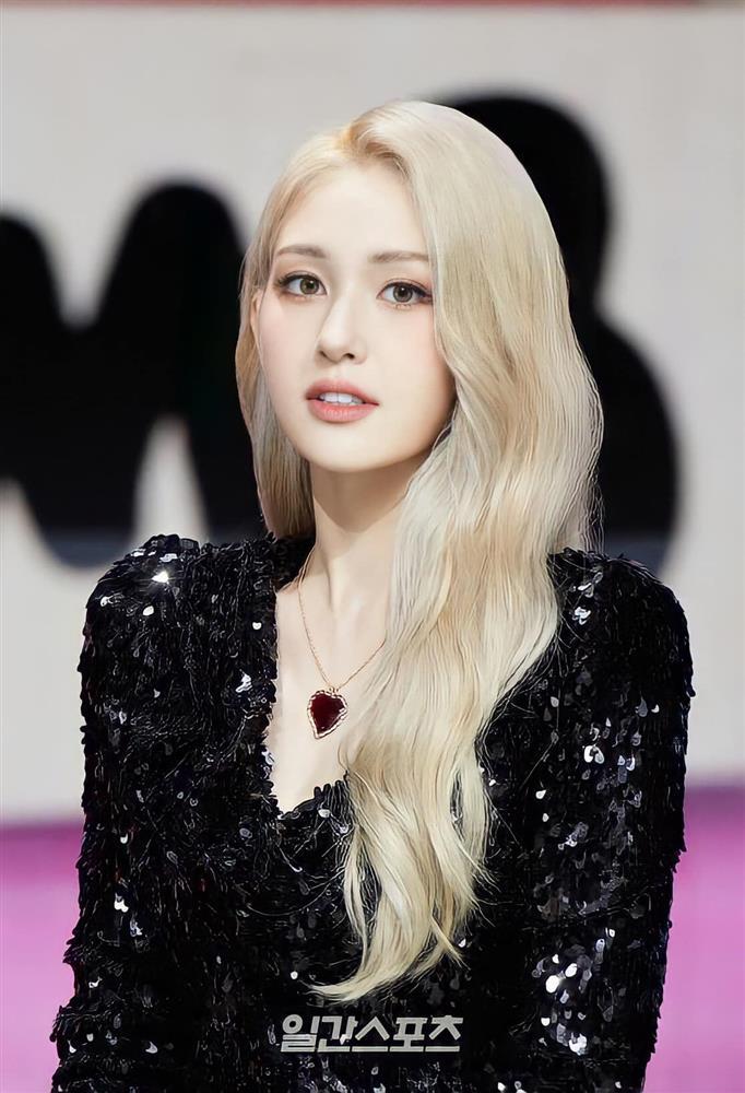 Bông hồng lai Somi đẹp cỡ nào trong ảnh không chỉnh sửa?-4