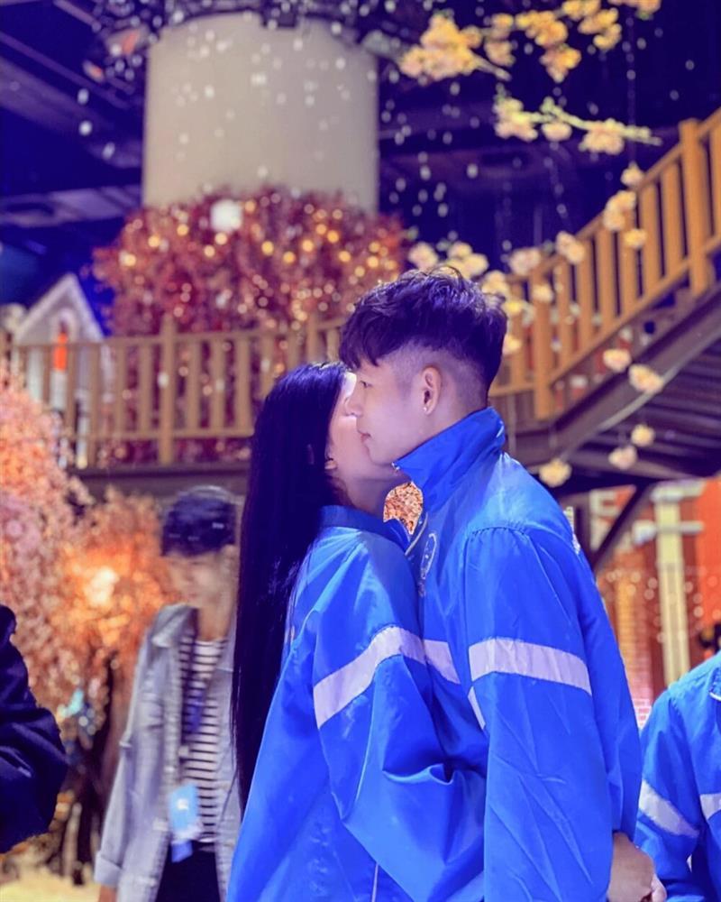 Người tình cầu thủ bị Ngọc Trinh phanh phui cắm sừng là ai?-8