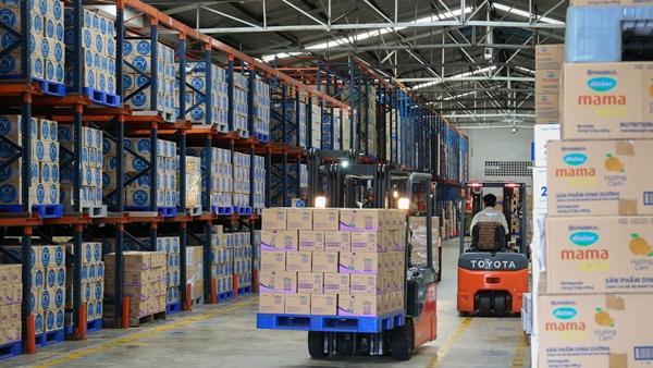 Sinh nhật 45 năm, Vinamilk tặng quà nhằm trợ giá người tiêu dùng-4