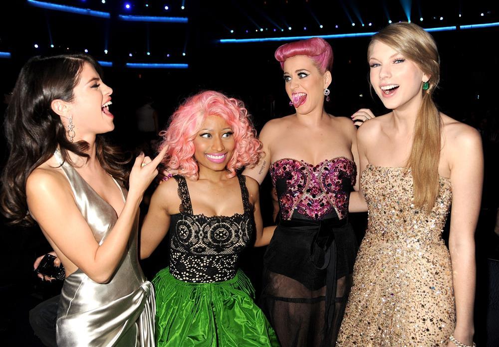 Siêu sao quốc tế cao dưới 1m60: Cô Kim về team Thị Dậu-3