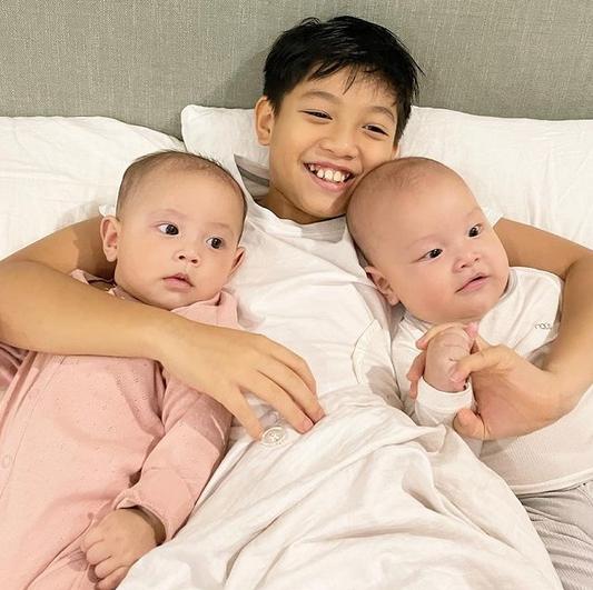 Chăm 3 em tận tụy, Subeo được gọi anh trai của năm-23