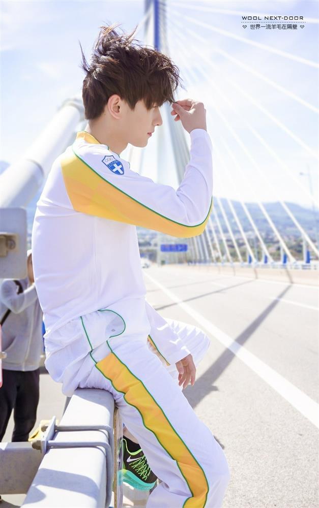 Bộ ảnh rước đuốc Olympic của Dương Dương bỗng dưng hot trở lại-5