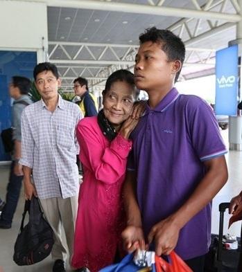 Khó tin hôn nhân bà 71 cháu 16, nhiều lần nhốt vợ vì quá quyến rũ-4