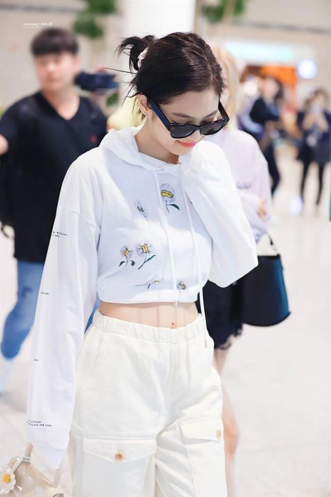 Britney Spears đi trước thời đại: Gen Z chuộng mốt 2 thập kỷ trước-12