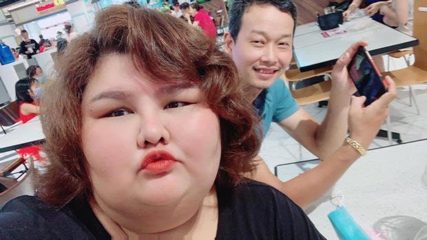 Cuộc sống của cặp vợ 120kg chồng 70kg ở Bình Dương sau 4 năm-5