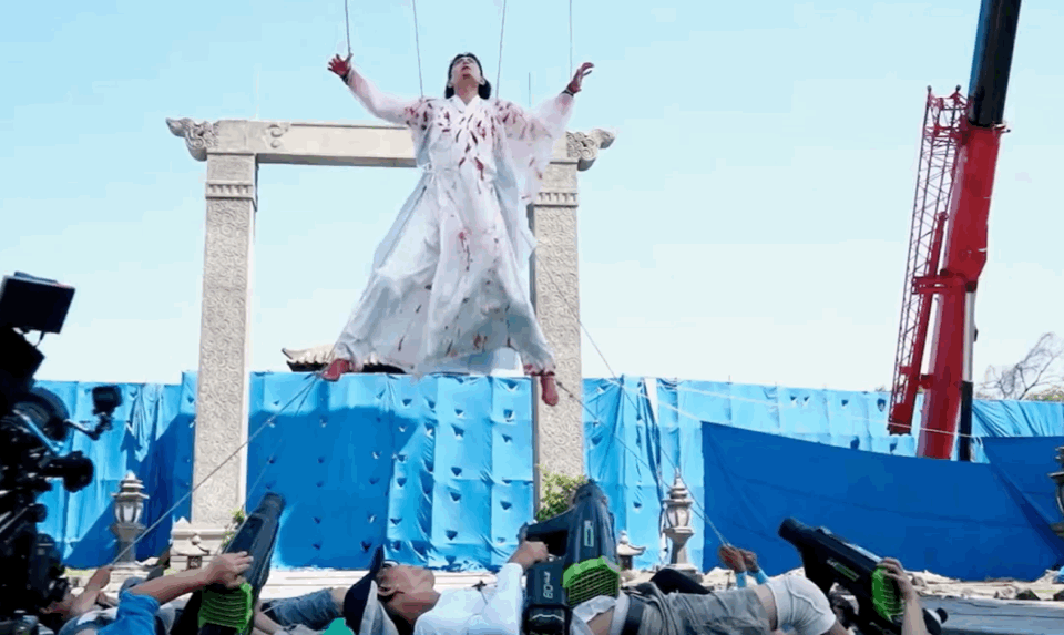 Tiêu Chiến bị đánh bầm dập, fan vẫn yêu vì visual đẹp xuất sắc-4