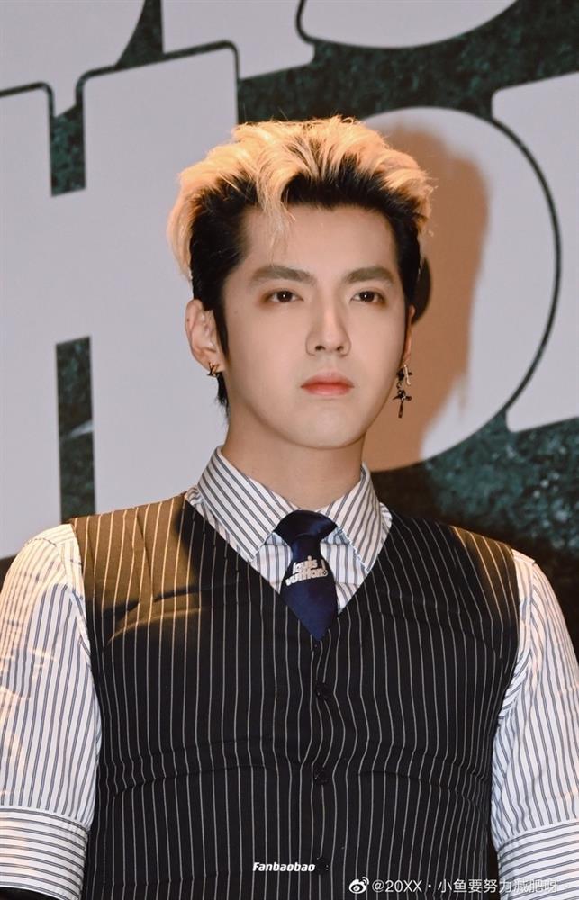 EXO ngồi không cũng dính đạn chỉ vì scandal Ngô Diệc Phàm-1