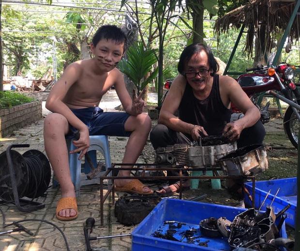 Nghệ sĩ Giang Còi: Ông gà trống nuôi 4 con suốt hơn 20 năm-10