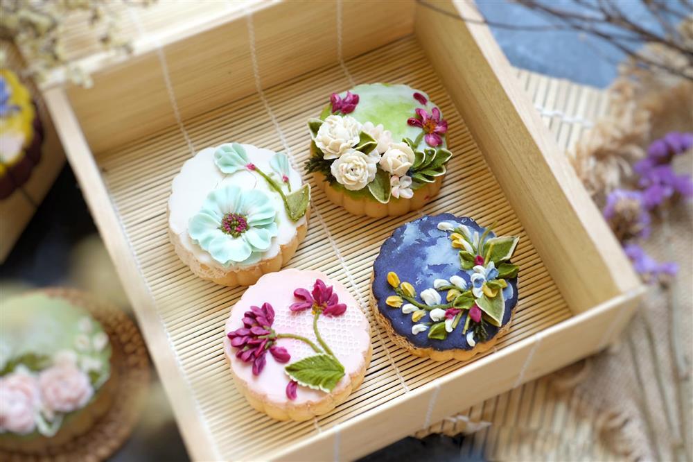 Nàng 9x biến bánh trung thu cũ kỹ thành tuyệt phẩm nghệ thuật-8
