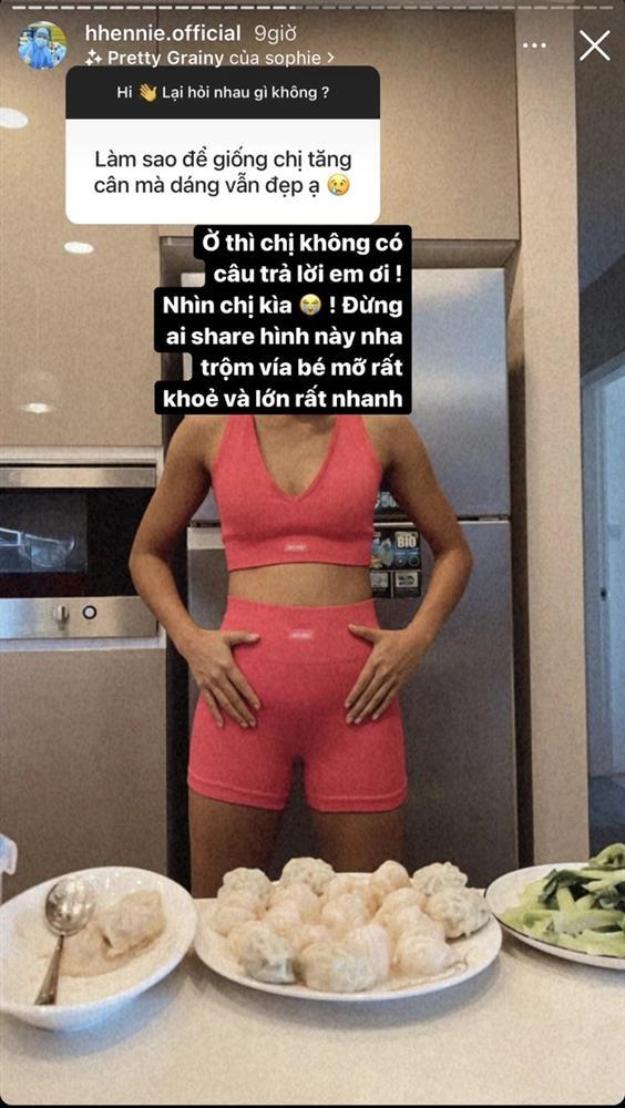 HHen Niê như vẹt hát tuồng vì màn trang điểm bằng hoa quả-5