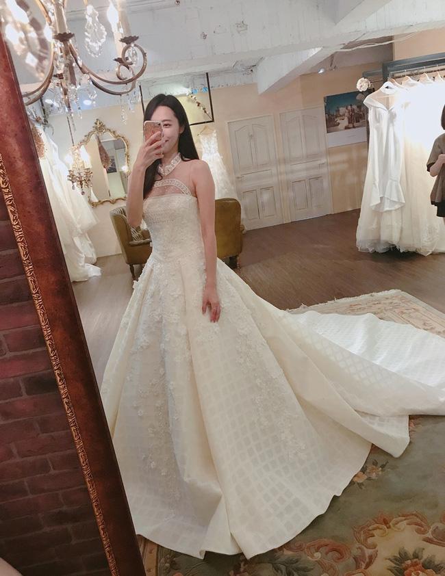 Trước ngày rước dâu, chú rể nhận tin nhắn: Biết bí mật chưa mà cưới?-2