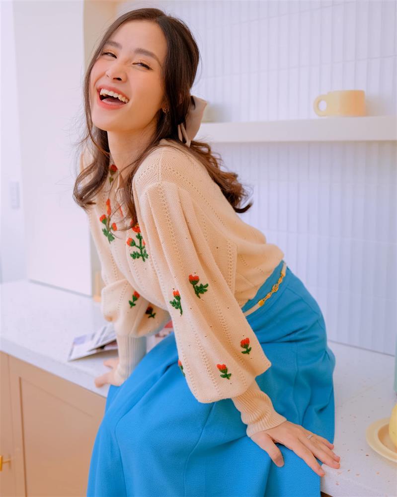 Ảnh tứ mỹ nhân đang hot: Vì sao Hoàng Thùy Linh được chấm nhất?-9