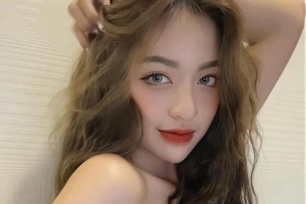 Hot girl trứng rán 5 lần 7 lượt lộ nhan sắc qua ảnh được tag-8