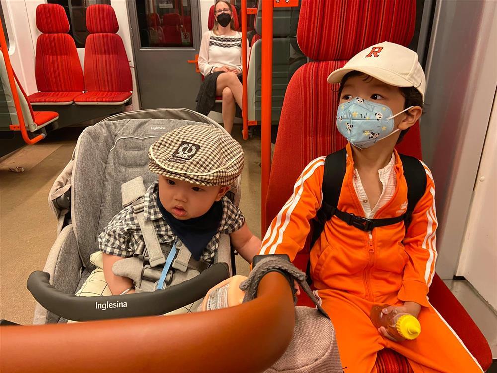 Mạc Hồng Quân xuất ngoại thăm vợ con đúng lúc giãn cách xã hội-4