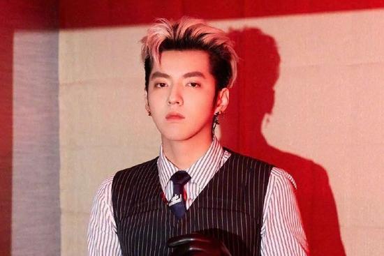 Dân mạng chửi sấp mặt luật sư giúp Ngô Diệc Phàm thắng 12 vụ kiện