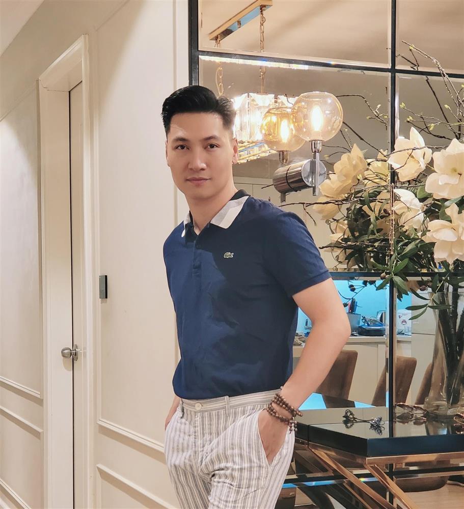 Shark Long Hương Vị Tình Thân mặc mãi 1 kiểu áo nhàm chán-7