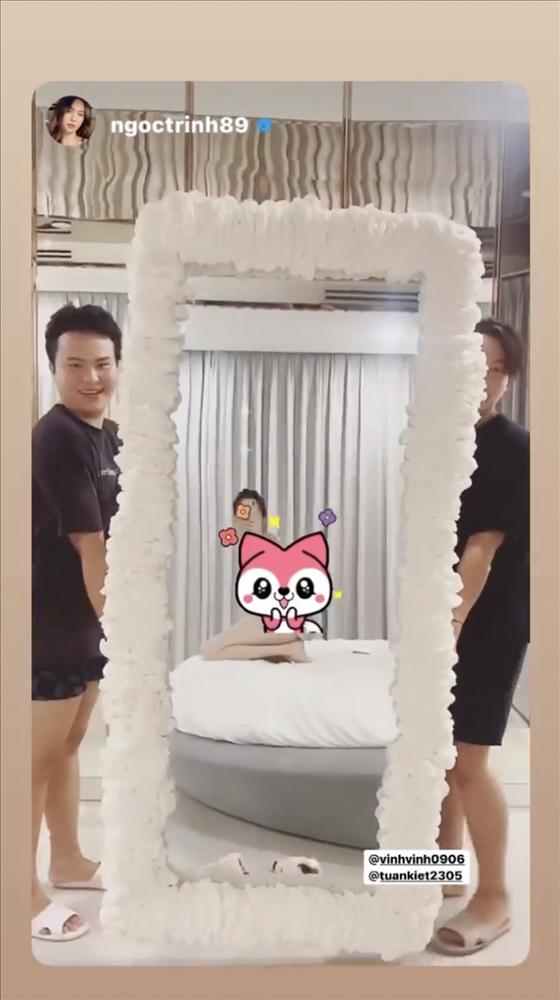 Ngọc Trinh thưởng giúp việc 4 triệu vì làm ra chiếc gương trăm nghìn-4