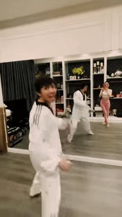 Đại gia Minh Nhựa trông thế nào khi tăng 12kg mùa dịch?-2