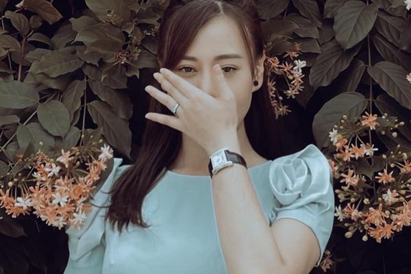 Nghẹn ngào bố con Nam Hương Vị Tình Thân khóc tiễn bác Nhàn-4