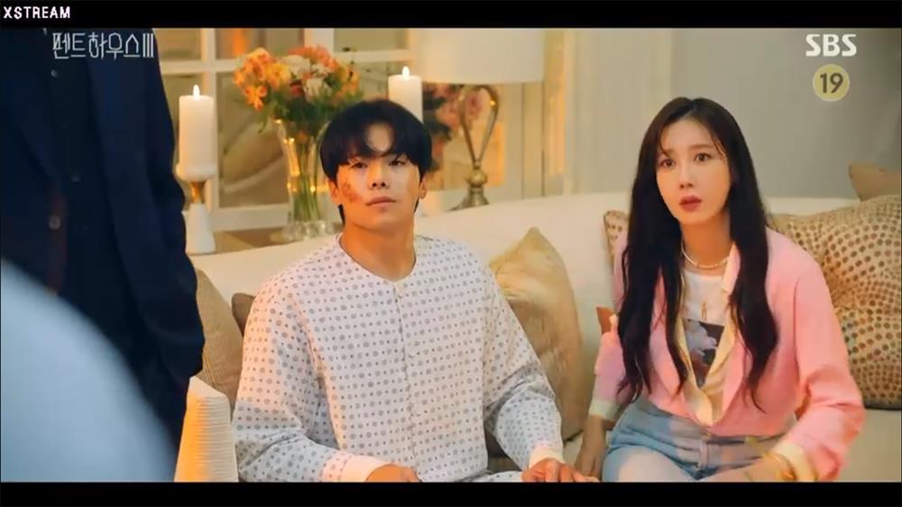 Penthouse 3 tập 9: Bà cả Shim báo thù, Joo Dan Tae và Seo Jin lên thớt-1