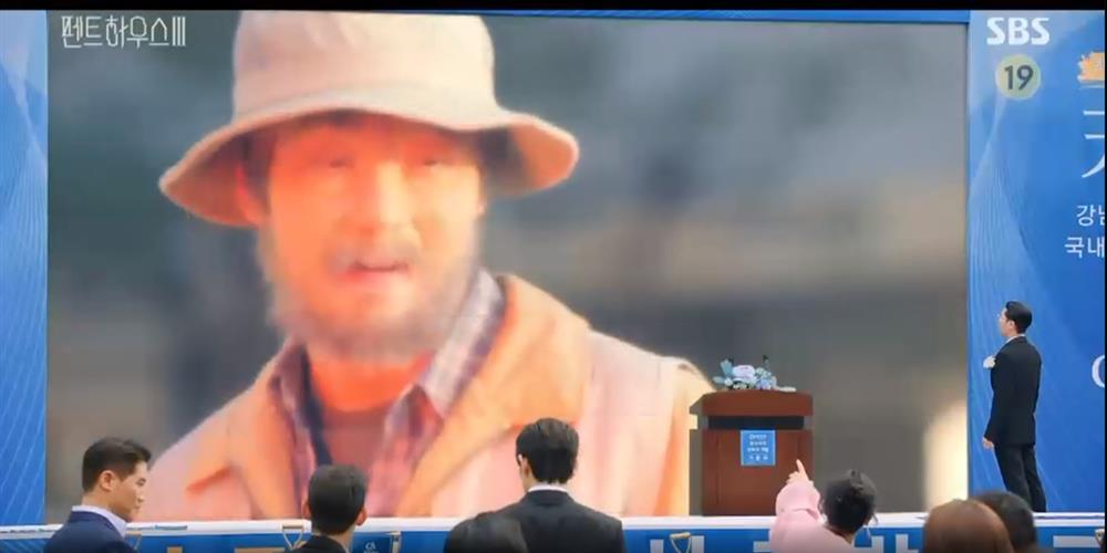 Penthouse 3 tập 9: Bà cả Shim báo thù, Joo Dan Tae và Seo Jin lên thớt-14