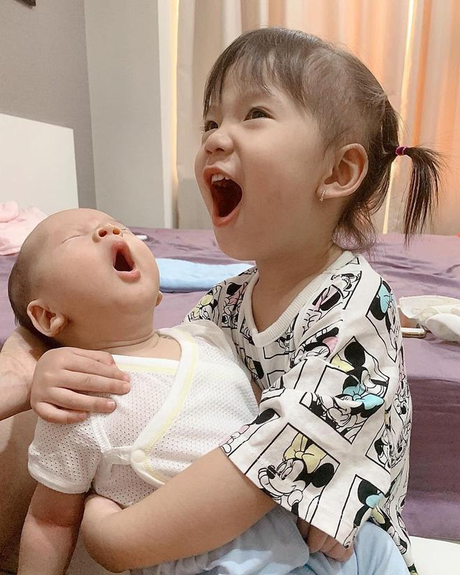 Ai follow mình em kệ, vợ chồng JustaTee chẳng đoái hoài nhau trên Instagram-5