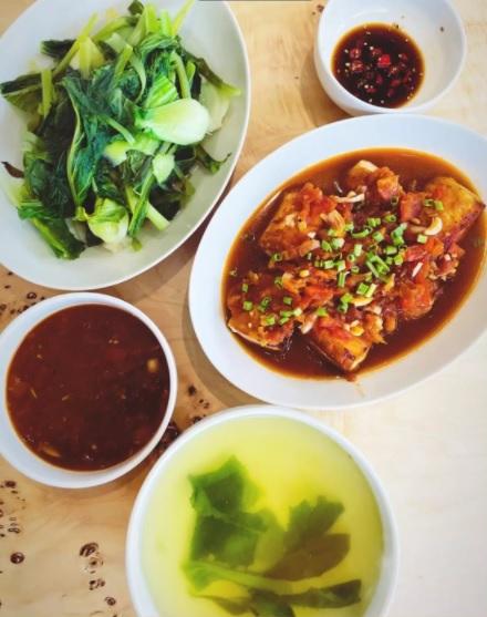 Cảnh Hồ Ngọc Hà chăm mẹ đẻ mùa dịch, điểm 10 cho chất lượng-6